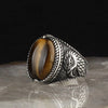 Bague Avec Pierre Œil de Tigre Ovale