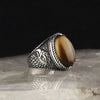 Bague Avec Pierre Œil de Tigre Ovale