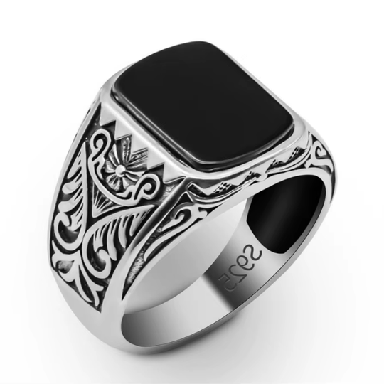 Bague Chevalière Onyx Fleur